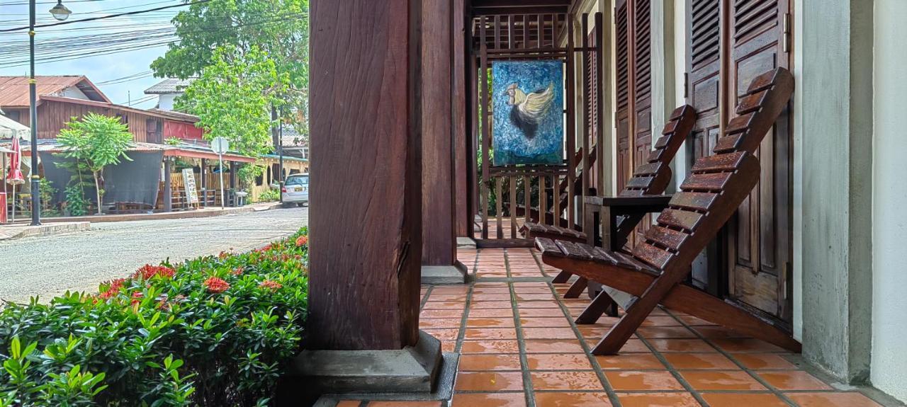 Ancient Luangprabang Hotel Bagian luar foto