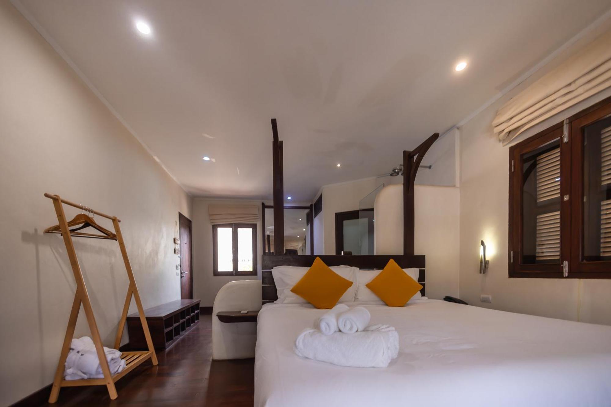 Ancient Luangprabang Hotel Bagian luar foto