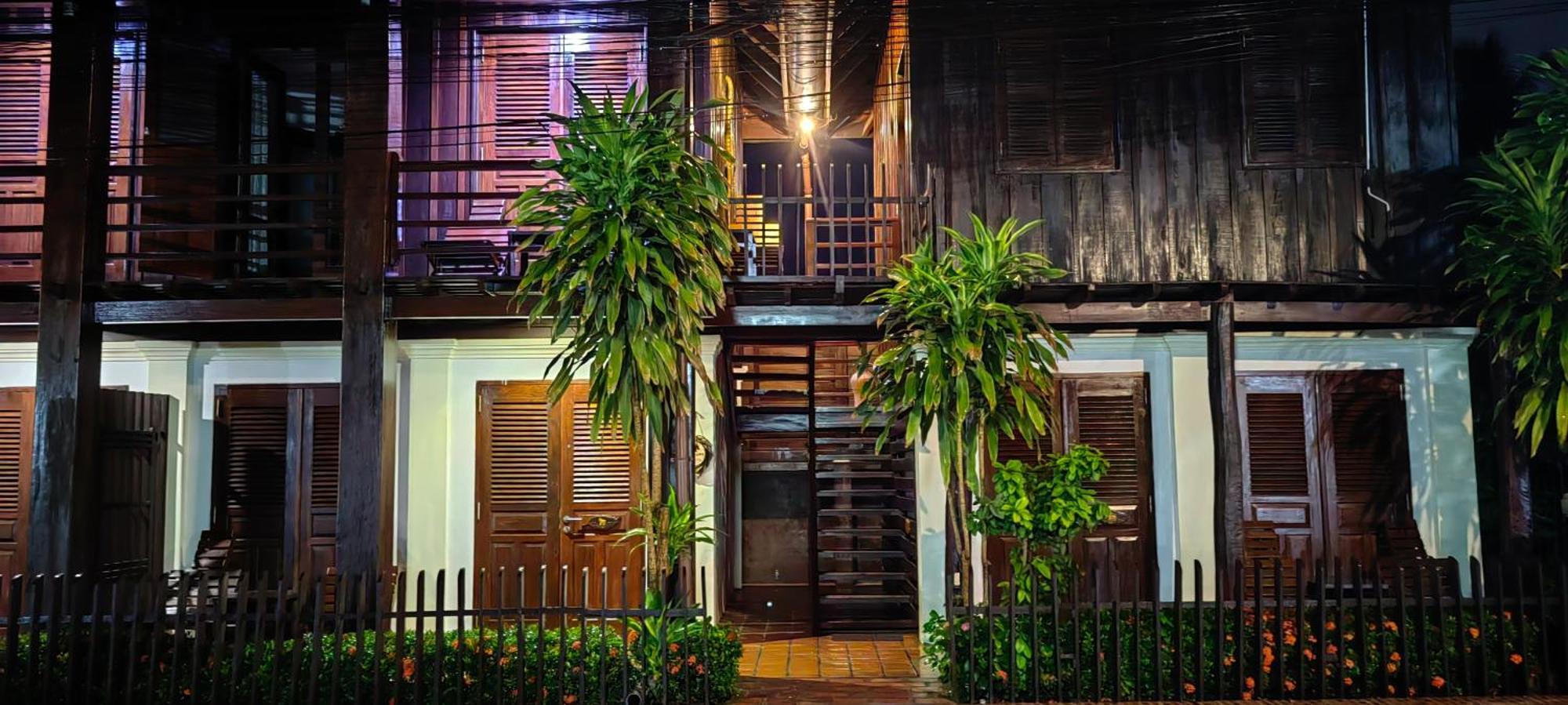 Ancient Luangprabang Hotel Bagian luar foto