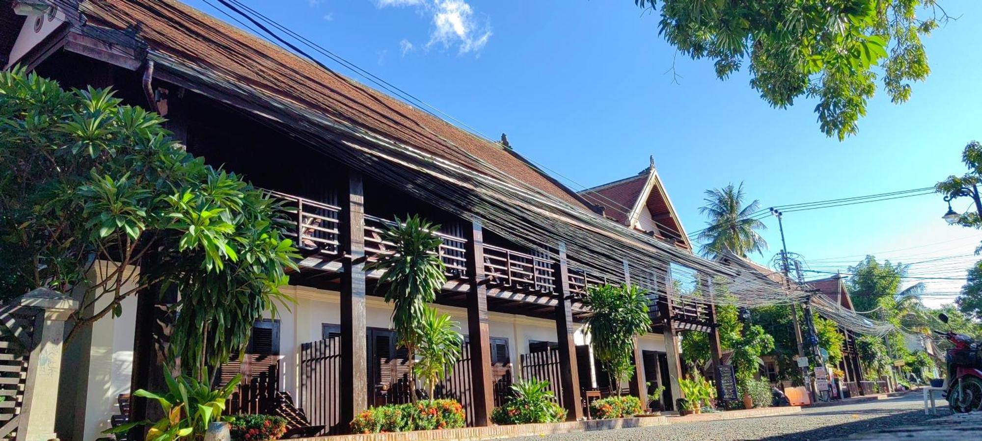 Ancient Luangprabang Hotel Bagian luar foto