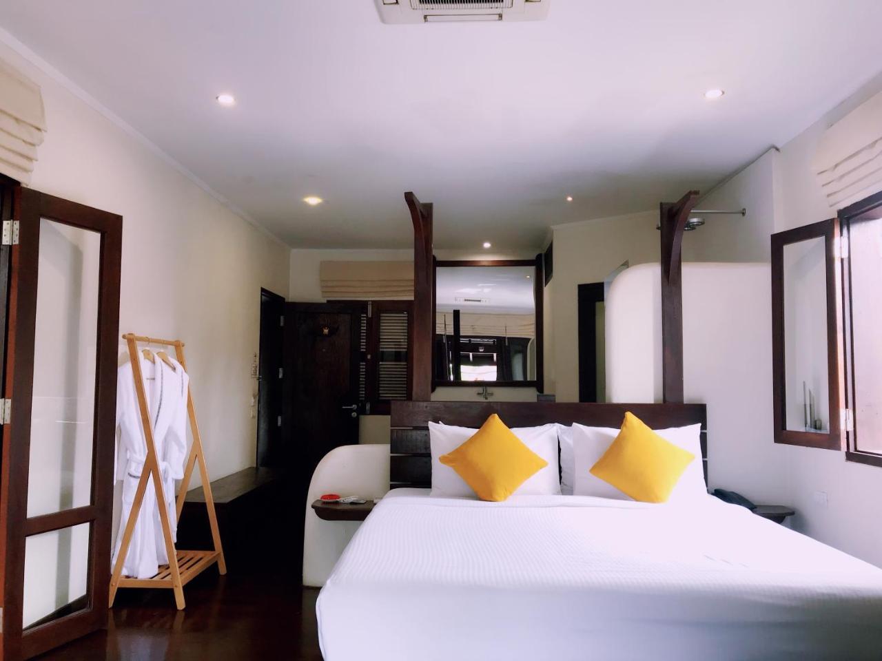 Ancient Luangprabang Hotel Bagian luar foto