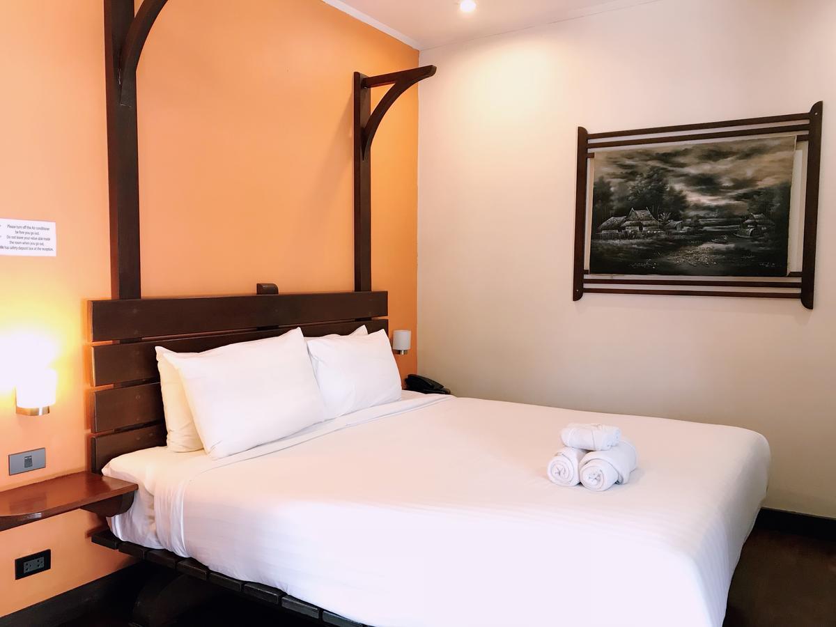 Ancient Luangprabang Hotel Bagian luar foto